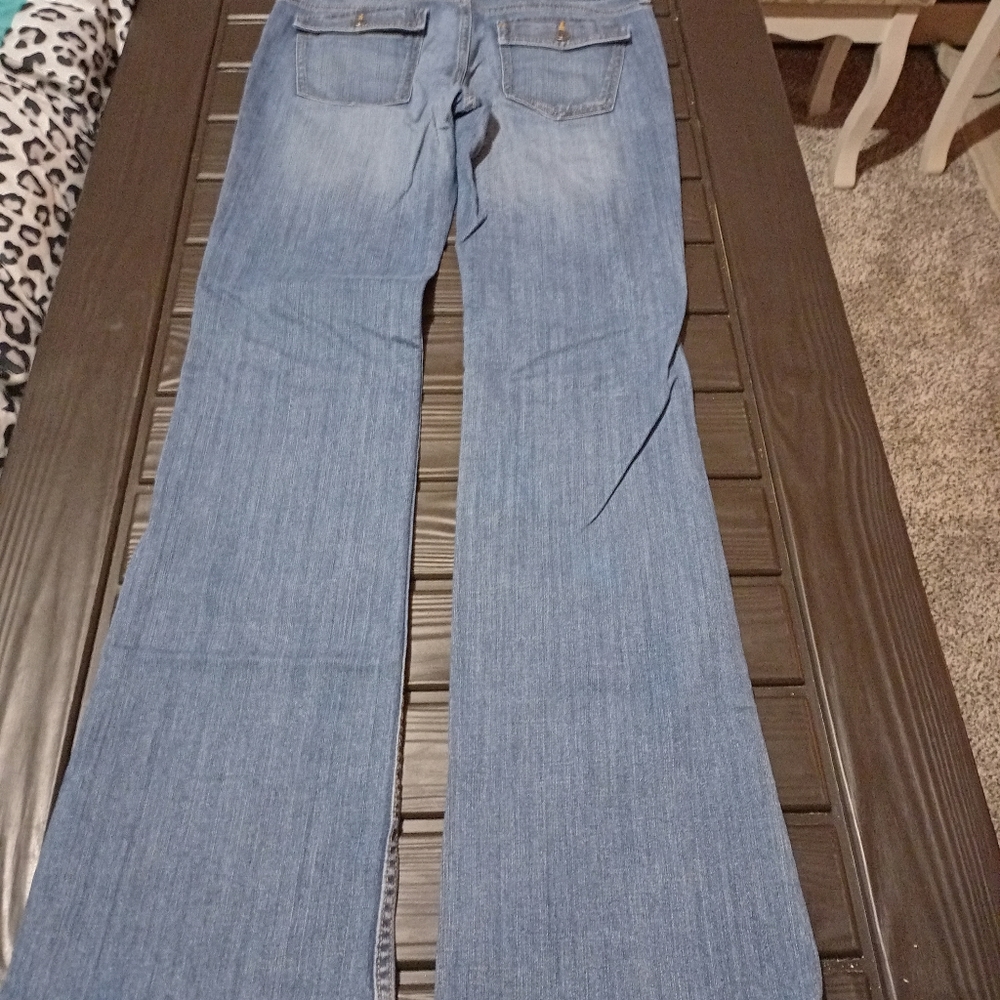 Banana  Republic BOOTCUT jeans.  28 waist size 6 long.